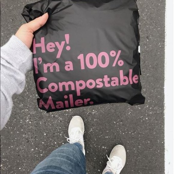 Meet Your Posher, Araceli! - Picture 2 of 7